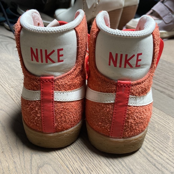 Nike Blazers size 8 - Picture 3 of 4